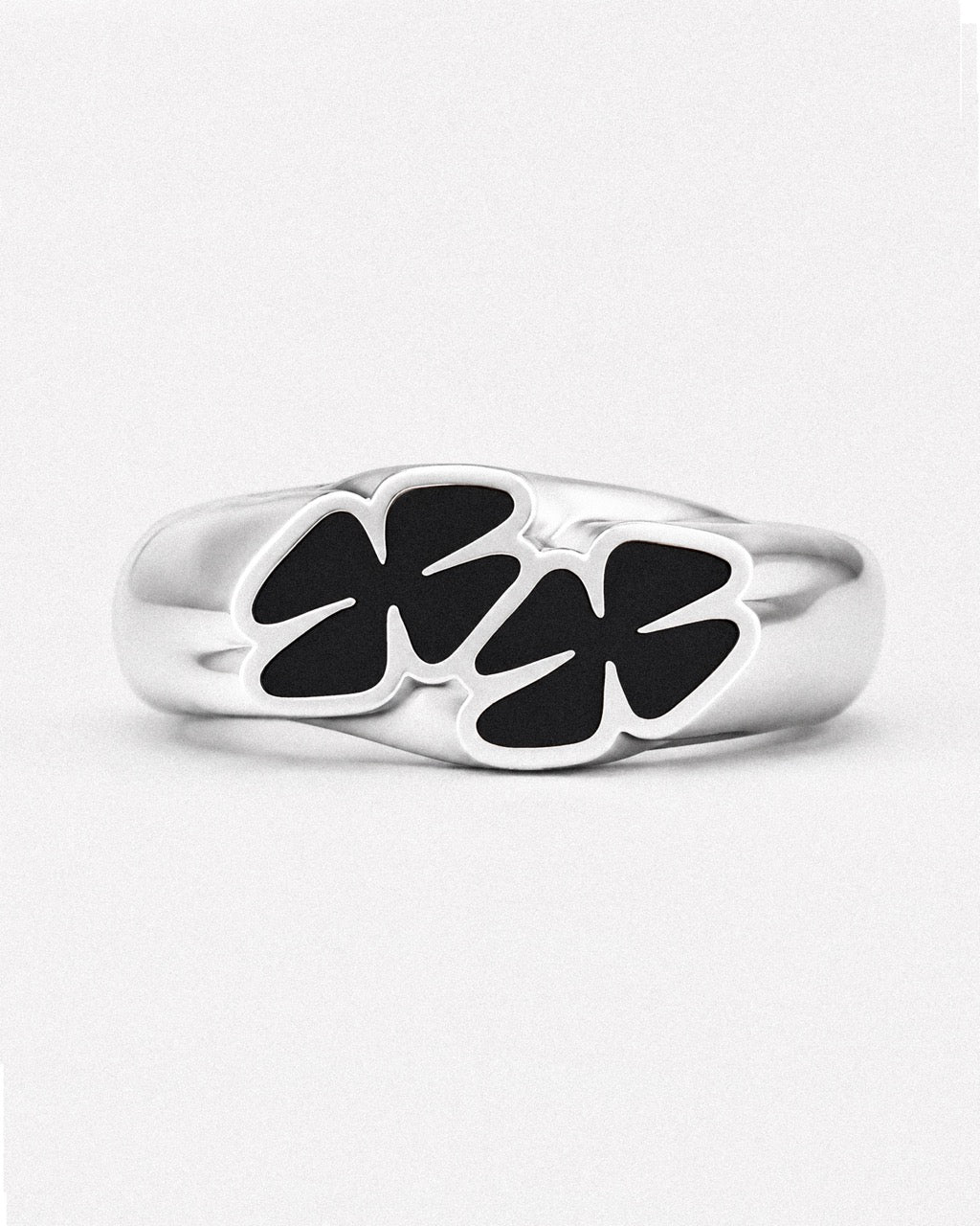 Double Clover Ring